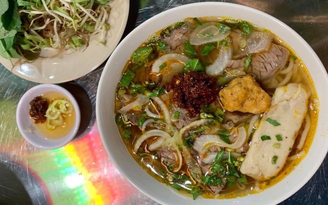 Ngọc My - Bún Bò Huế & Bún Riêu - Quốc Lộ 1A