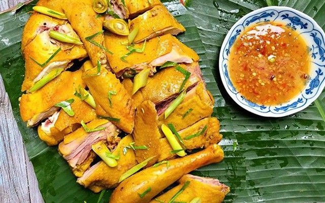 Gà Ủ Muối Hoa Tiêu Phương Trọc 1 - Trần Quốc Hoàn - Shop Online