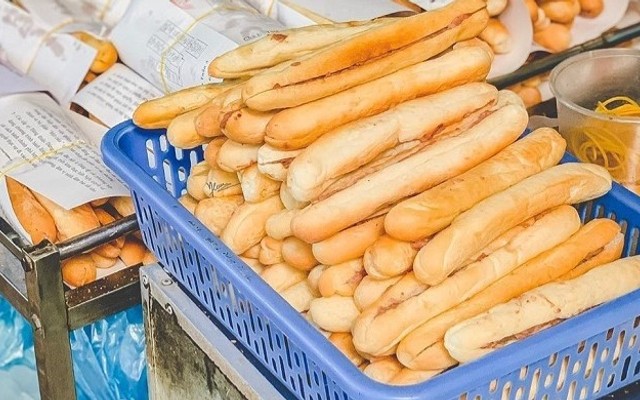 Bánh Bao, Bánh Mỳ & Đồ Ăn Vặt - Đông Thiên