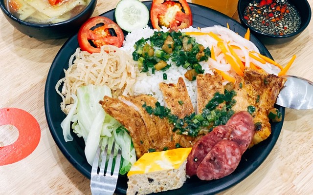 Cơm Tấm 3M - 65 Đào Tấn