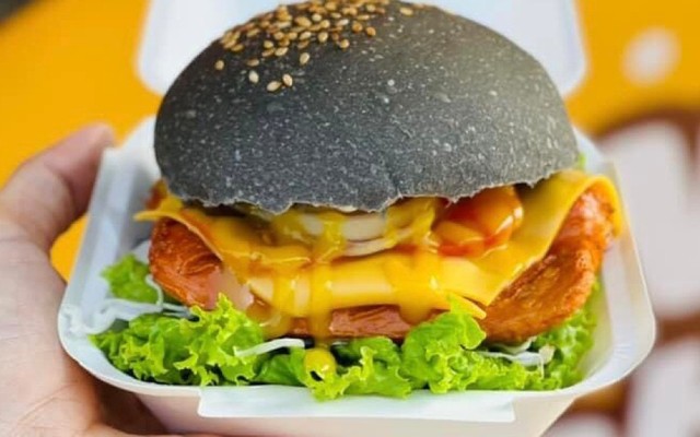 Nhà Tin Bin Hambuger & Bánh Mì Que - 424 Lê Văn Sỹ