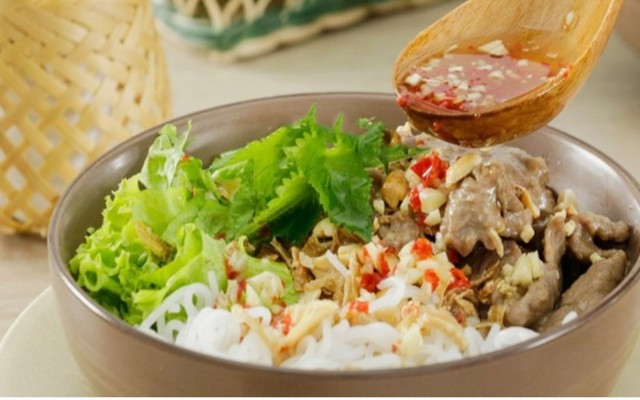 Bún Trộn Hồng Béo