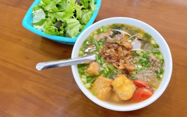 O Duyên - Bún Riêu - 19 Ngọc Lâm