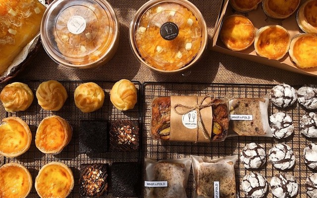 WHIP n FOLD - Homemade Cakes - Nghi Tàm