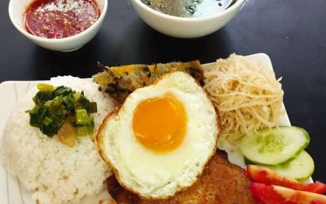 Cơm Tấm Chú Hai - Cơm Sườn & Bún Thịt Nướng - Đường DX 001