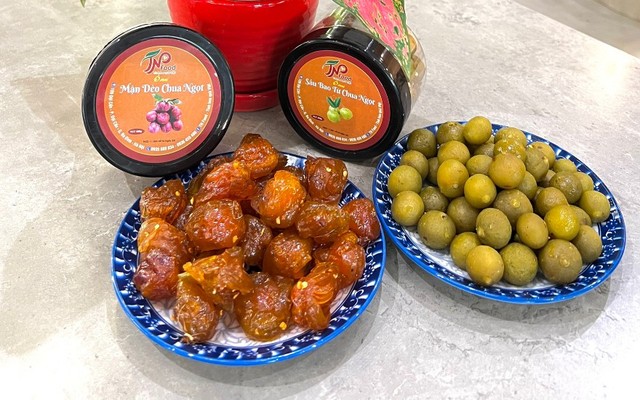 Bánh Mỳ Chả Nóng Thái Thịnh