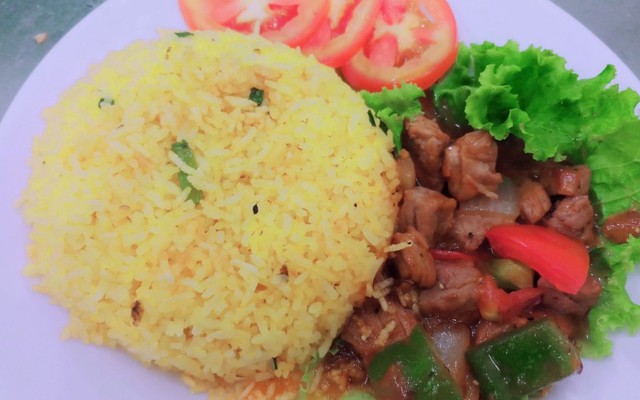 Quán THÀNH TRUNG - Cơm Gà Xối Mỡ - Lê Hồng Phong