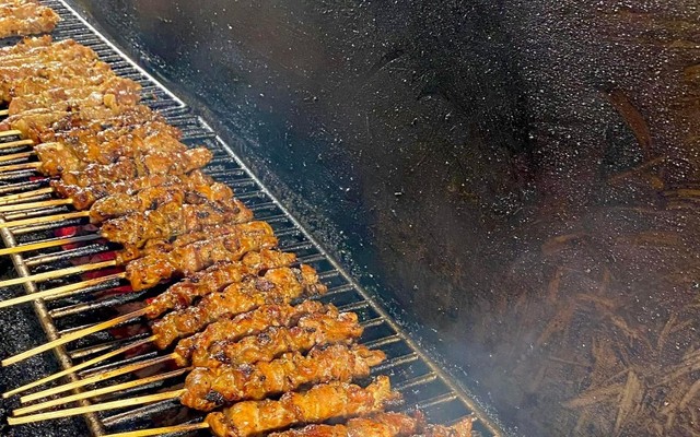 Thịt Xiên Huế Nguyễn - Dương Quảng Hàm