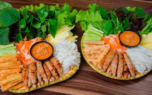 Đình Gia - Nem Nướng Nha Trang & Bún Trộn Nam Bộ - Mễ Trì