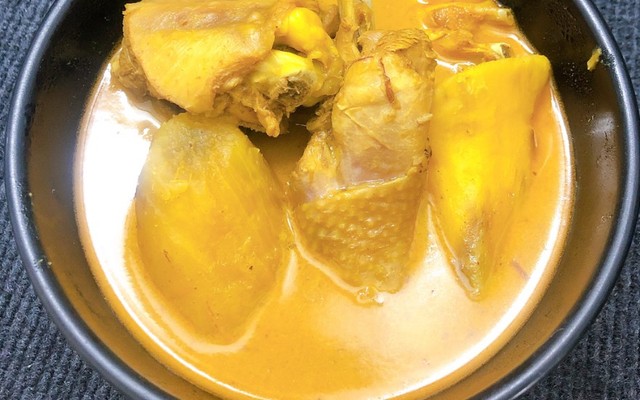 Cà Ri Gà Ta & Bò Kho Hưng Phú