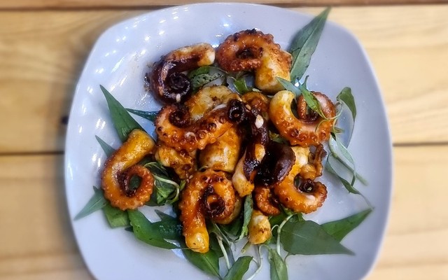 Nhất Tâm Quán - Ốc, Lẩu & Nướng - Tô Hiệu