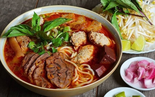 Meomeo Đến Rồi - Bún Bò Huế - Lê Văn Lương