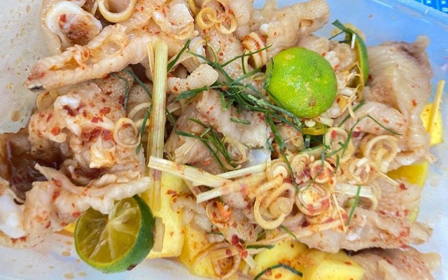 Chân Gà Sốt Thái - Usagi