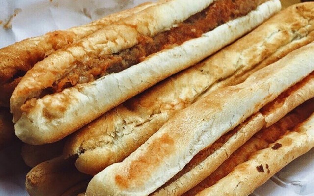 Bánh Mì & Xôi Má Đức - 497 Núi Thành