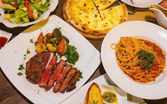 Cardi Pizzeria Bạch Đằng - Steak Bò Bít Tết, Pizza & Mỳ Ý - 124 Bạch Đằng