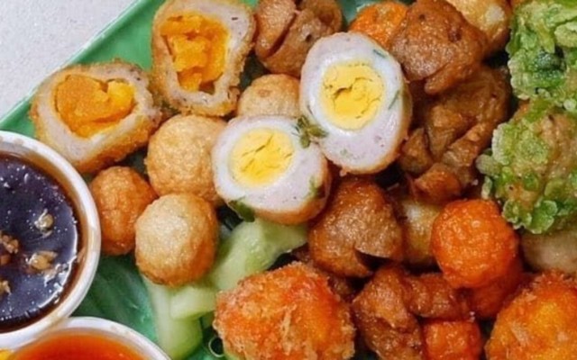 Cô Hà - Cá Viên, Bánh Flan & Mì Trộn - Bùi Đình Túy