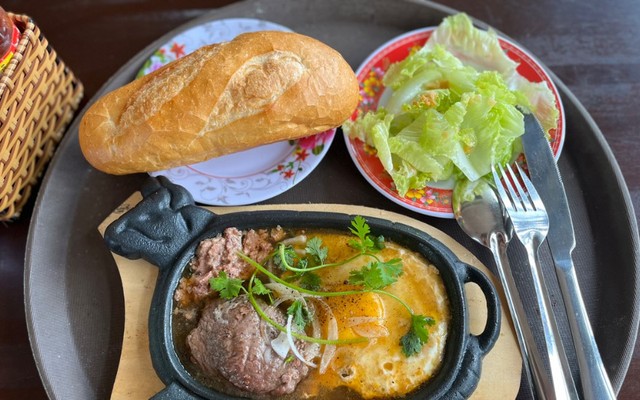 Vườn Lan Cafe Cội Chim - Beefsteak, Bò Né & Trà - Hồ Văn Cống