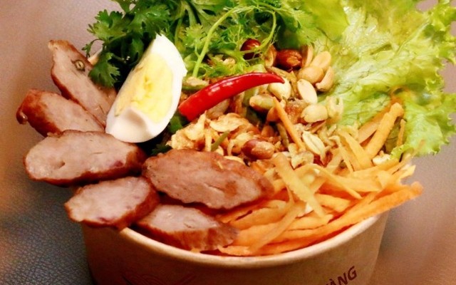 Bún Trộn Chị Ong Vàng - Võ Chí Công