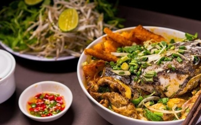 Bánh Canh Cá Lóc Chú La - Cityland Park Hills