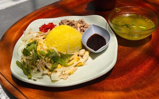 Cơm Gà Hội An - Khu C6A Quỳnh Lôi