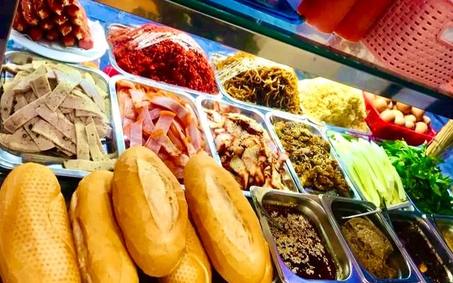 Bánh Đa, Miến Cua Trộn Chú Lâm