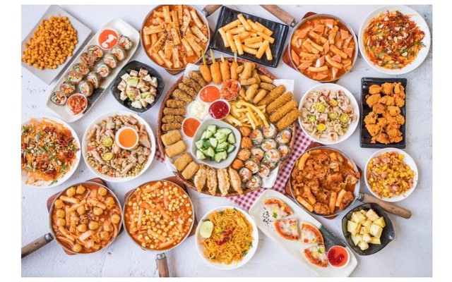 Tiệm Nhà Bon - Mì Trộn Indomie Và Đồ Ăn Vặt - Thái Hà