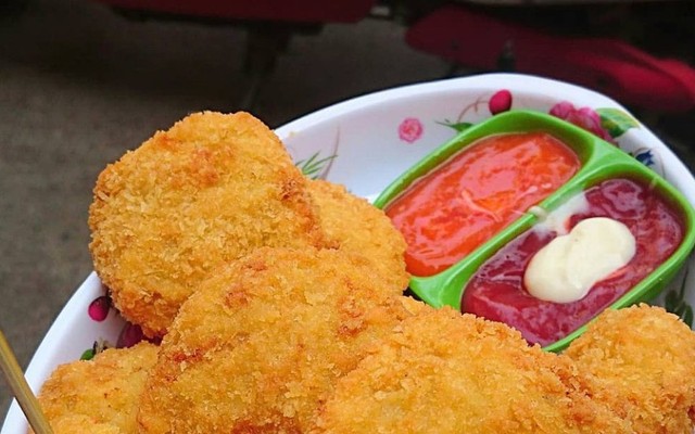 Ăn Vặt Linh Kun - 25 Ngõ 102 Văn La