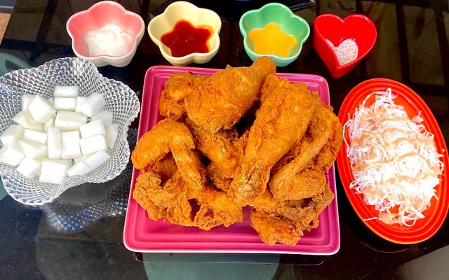 OK CHICKEN - Gà Rán - S57.2 Khu Sky Garden 3