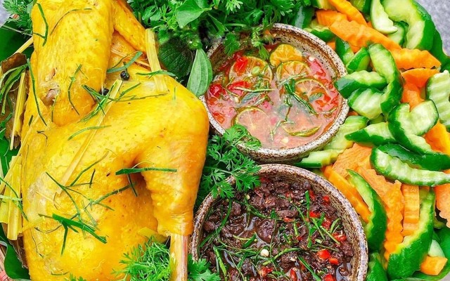 Gà Rán, Gà Ủ Muối & Gà Luộc - Định Công Thượng