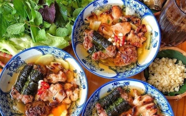 Bún Chả Que Tre Phố Cổ - Cô Trang
