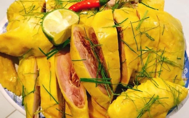 Gà Ủ Muối, Chân Gà & Ăn Vặt - 111/37 Nguyễn Phúc Chu