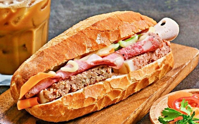 Coffee, Tea & Food Cây Trúc - Bánh Mì, Bánh Bao & Cà Phê - Kinh Dương Vương