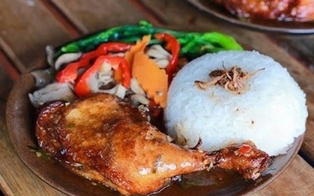Cơm Tấm Sườn Nướng & Gà Ủ Muối - Nguyễn Xiển