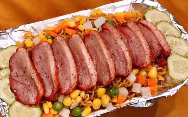 Tiệm Mỳ Trộn 1993 - Trại Cá