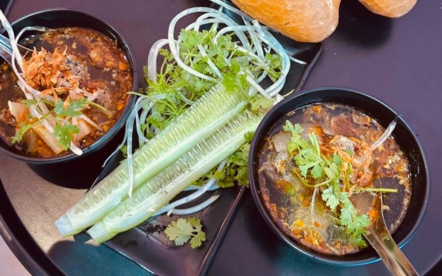 Tiệm Bánh Mì Bunny - Bánh Mì Xíu Mại - Mường Thanh Viễn Triều