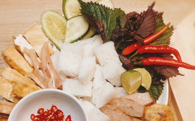 Bún Đậu Cây Bàng 231b - Bún Đậu - 1 Ngõ 224  Hoàng Mai