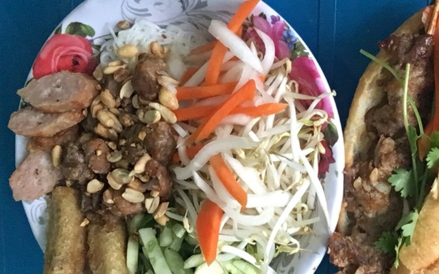 Mimi - Bánh Mì & Bún Thịt Nướng - Liên Ấp 2_3
