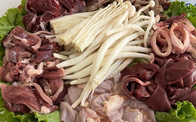 Thái Nga Quán - Phở Bò & Lẩu Bò - 269 Phố Quan Nhân