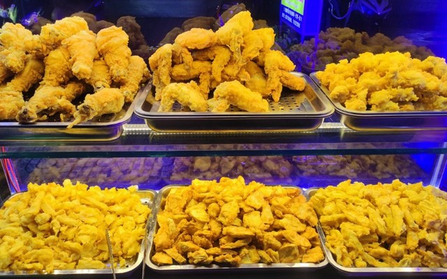 Thành Đạt - Gà Rán & Khoai Lắc - Nguyễn Thị Nhỏ