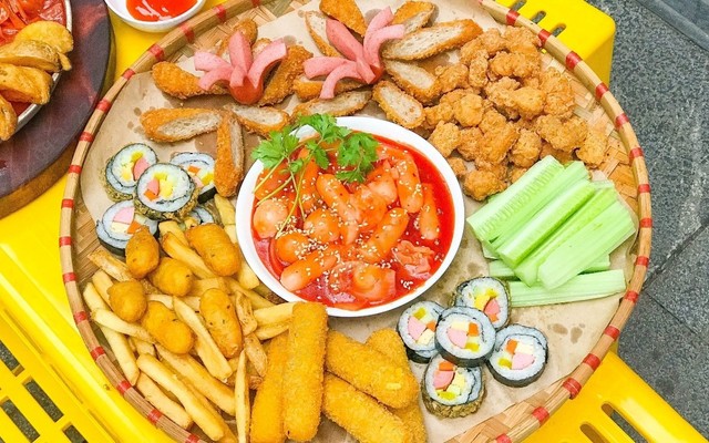 Nhà Gấu 2 - Ăn Vặt & Bún Đậu Mắm Tôm