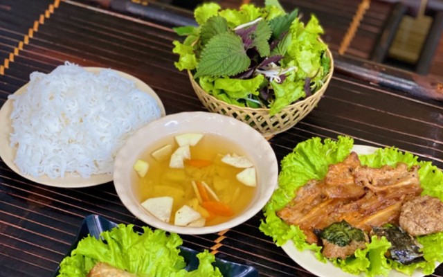 Bún Chả Hoà Hưng (Chuẩn Vị Truyền Thống) - Linh Lang