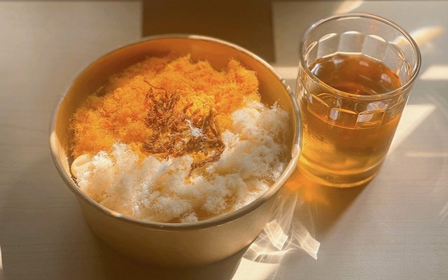 Budgie Bakery - Bông Lan Trứng Muối & Trà Sữa