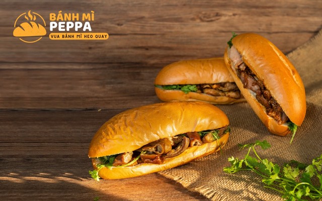 Bánh Mì Peppa - Vua Bánh Mì Heo Quay - 166 Vũ Phạm Hàm
