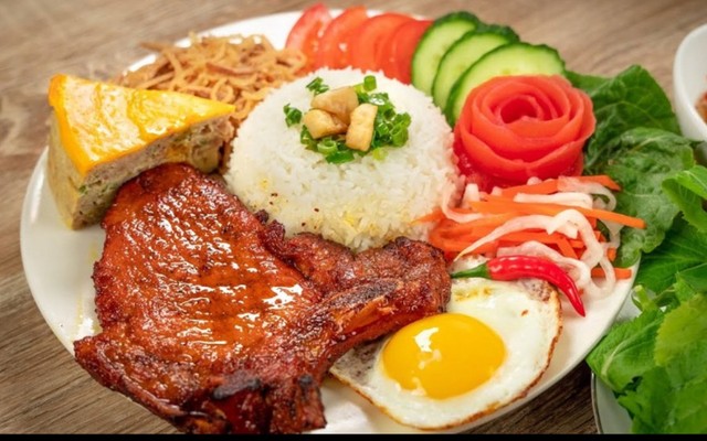 Quán Cơm Cô Yến - Cơm Tấm - Đặng Thúc Vịnh