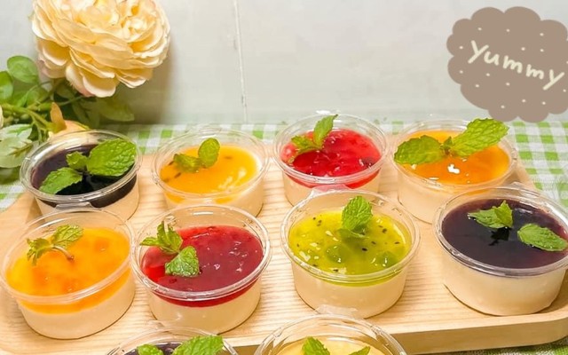 Coffee, Tea & Panna Cotta - Kha Vạn Cân