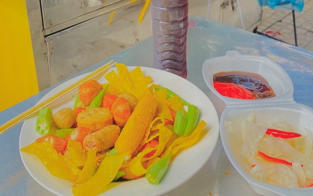 Ăn Vặt Chill - Cá Viên, Chiên Nước Mắm - Lê Hồng Phong