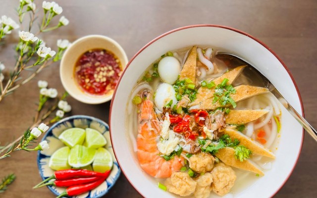 Ngon Lắm - Bánh Canh & Bún Chả Cá - Nguyễn Văn Đậu