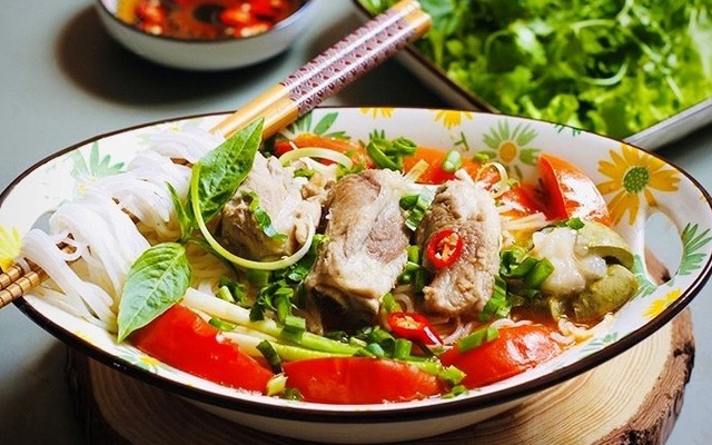 Gia Huy - Bún & Hủ Tiếu Sườn Chua