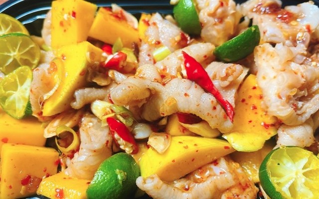 Chân Gà Xả Tắc Nhà Nai - Bùi Đình Tuý
