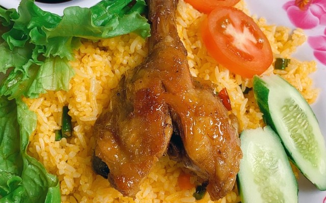 Hưng Ký III - Cơm Chiên - Phùng Hưng